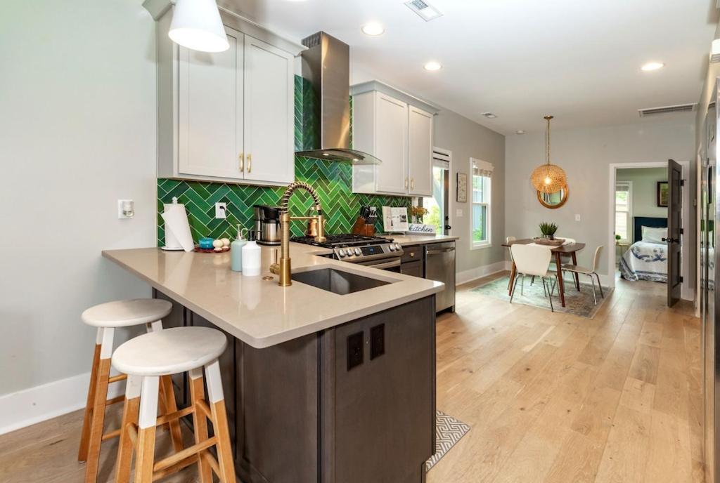 Heart Of Brevard Hideaway - Walk/Bike To Downtown! Εξωτερικό φωτογραφία